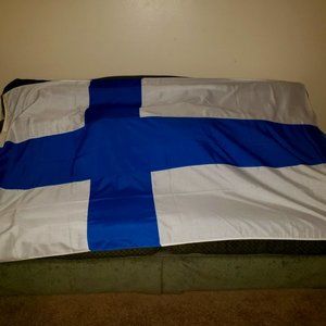 Tikkurila State Flag of Finland, 49" x 80" 100% Polyester, Circa1979
